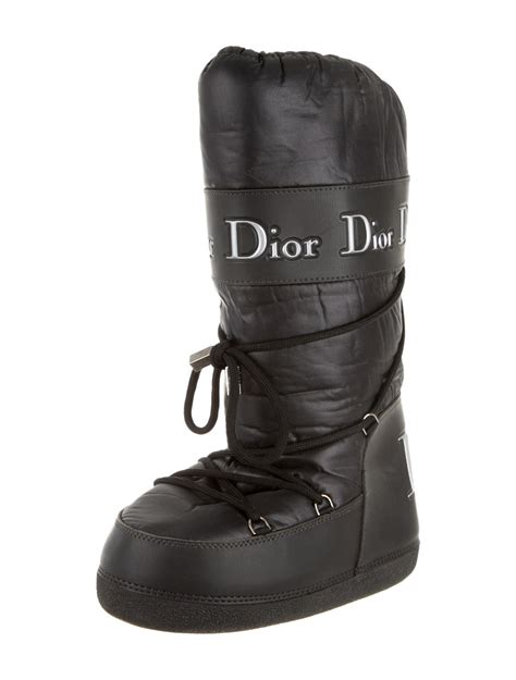 women dior moon boots|women christian Dior snow boots.